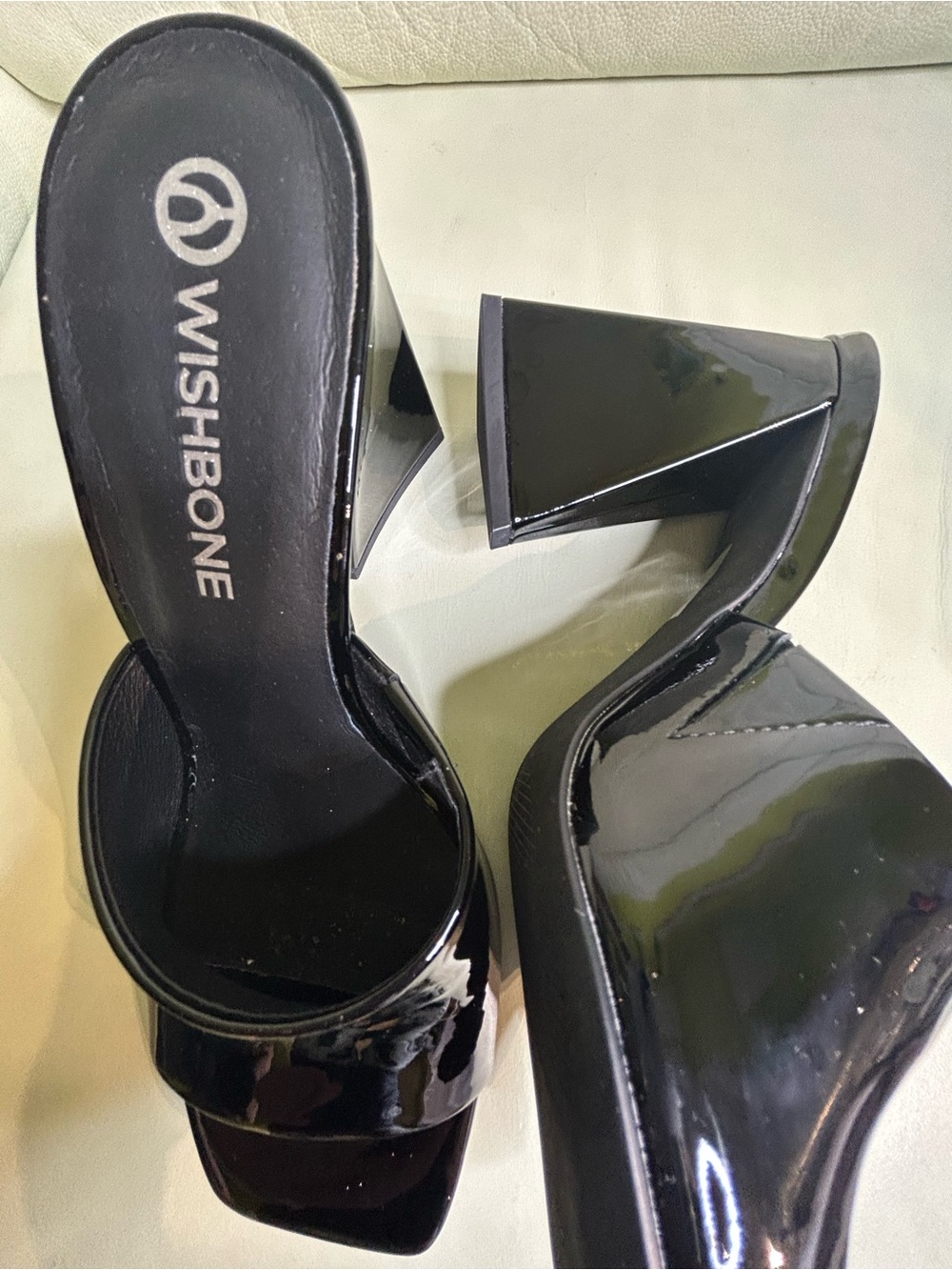 Sleek Black Patent Block Heel Mules - Picture 8 of 8